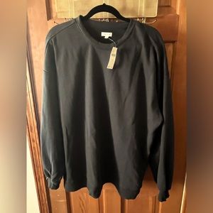 Black crew neck sweatshirt